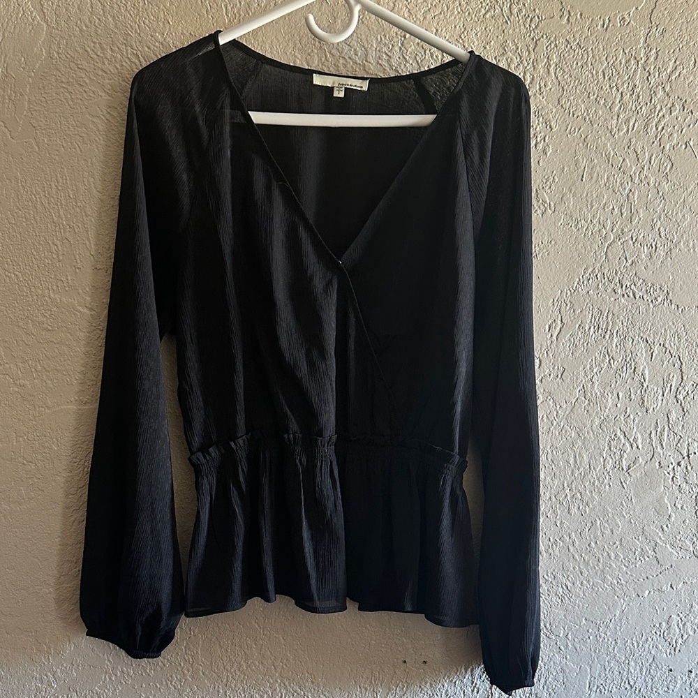 June & Hudson Black V-Neck Blouse